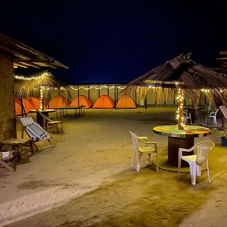 Hotel Pepon Surf Camp Máncora Exterior foto