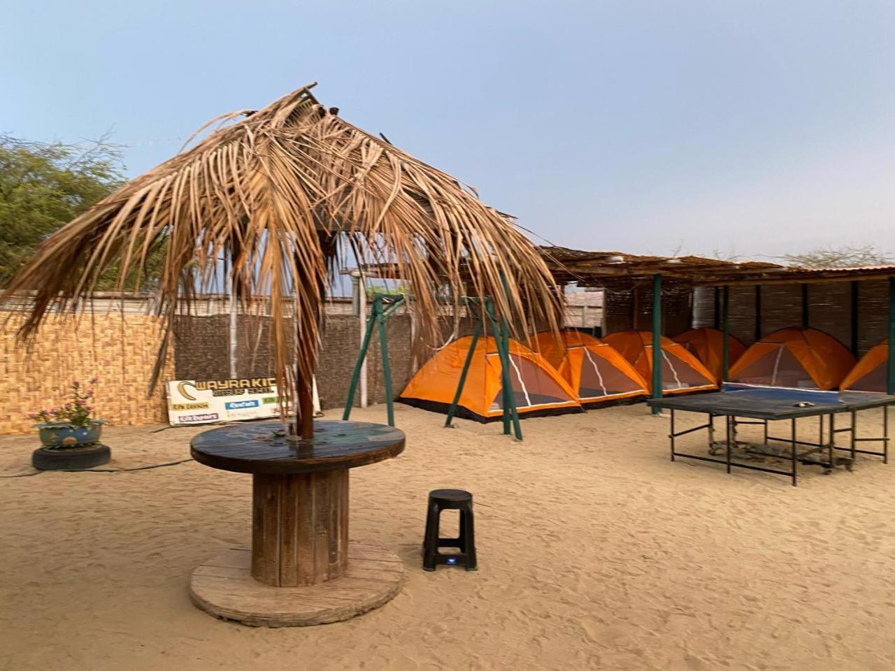 Hotel Pepon Surf Camp Máncora Exterior foto